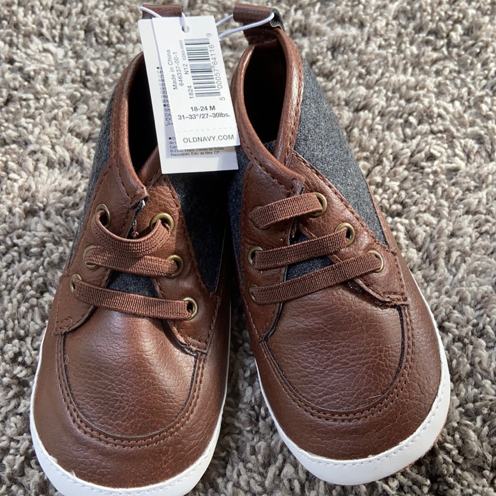 Old navy boys dress shoes